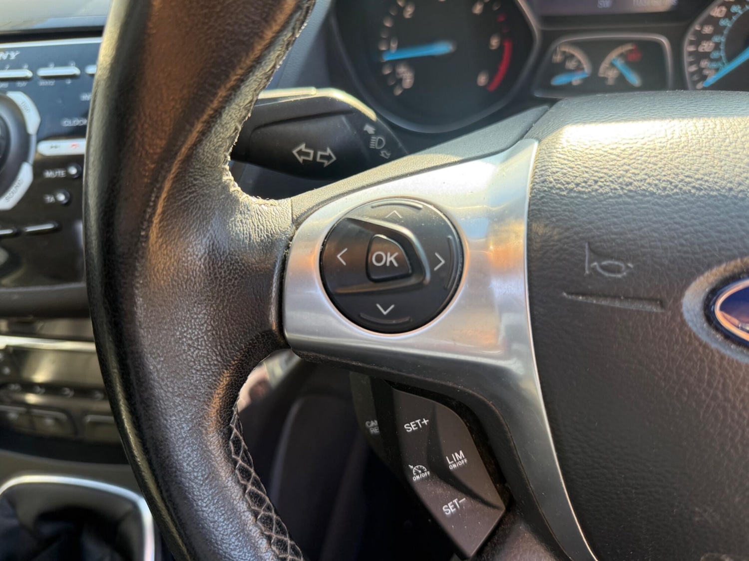 Used Ford Kuga 2014 for sale - 76283580: Photo 28