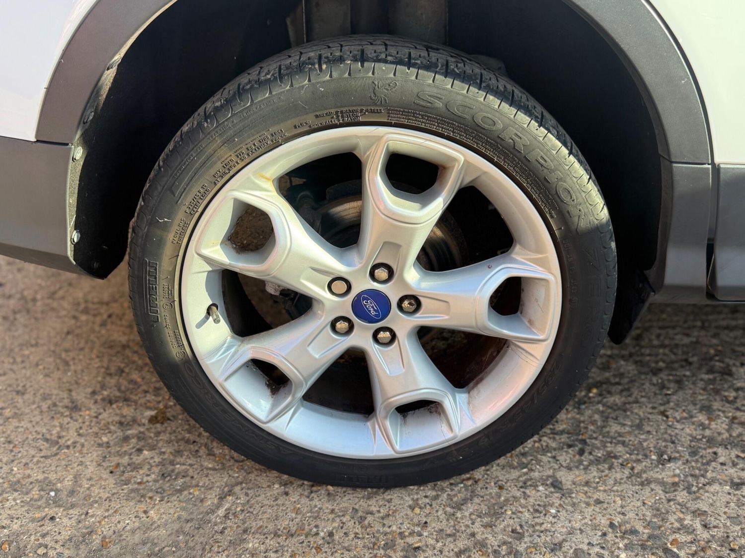 Used Ford Kuga 2014 for sale - 76283580: Photo 42