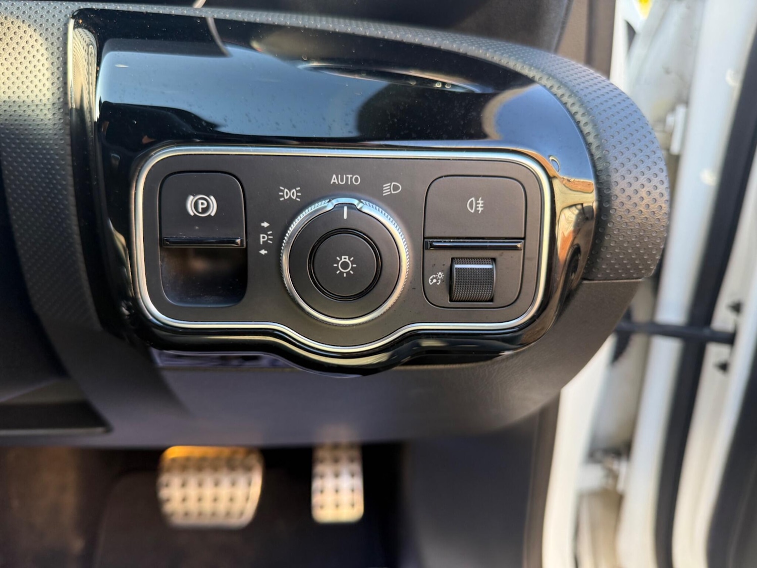 Used Mercedes-Benz A-Class 2019 for sale - 76976201: Photo 23