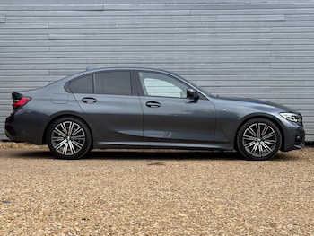 Used BMW 3 Series 2019 for sale - 75200196: Photo