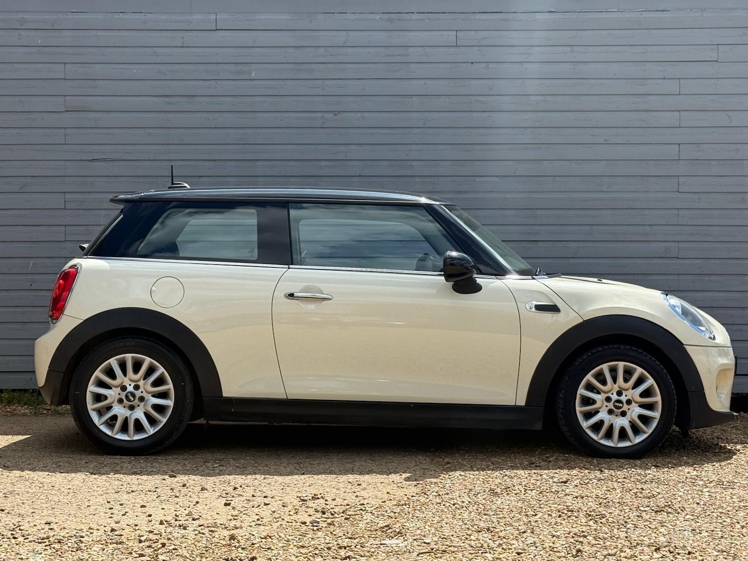 Used MINI Hatch 2014 for sale - 78148009: Photo 2