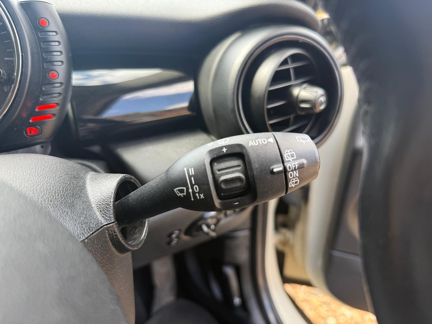 Used MINI Hatch 2014 for sale - 78148009: Photo 25