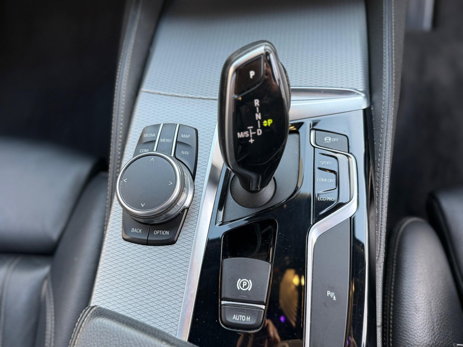 Used BMW 5 Series 2017 for sale - 76989341: Photo 42