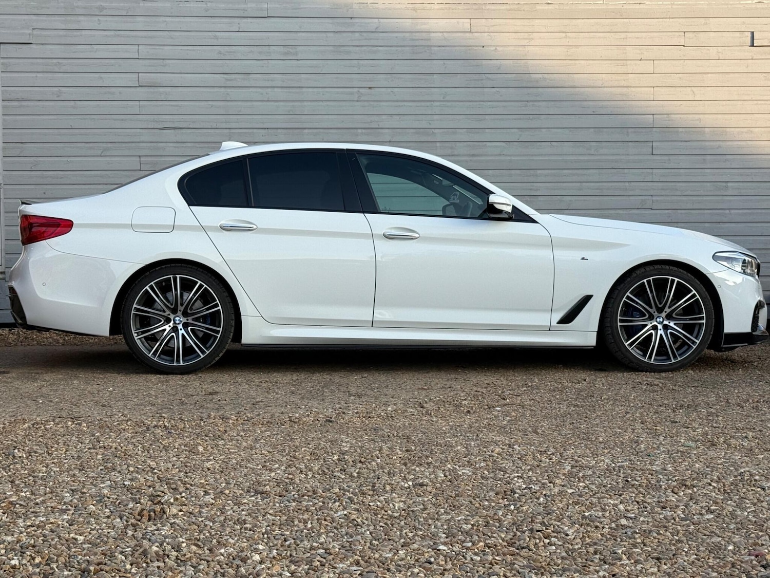 Used BMW 5 Series 2017 for sale - 76592292: Photo 12