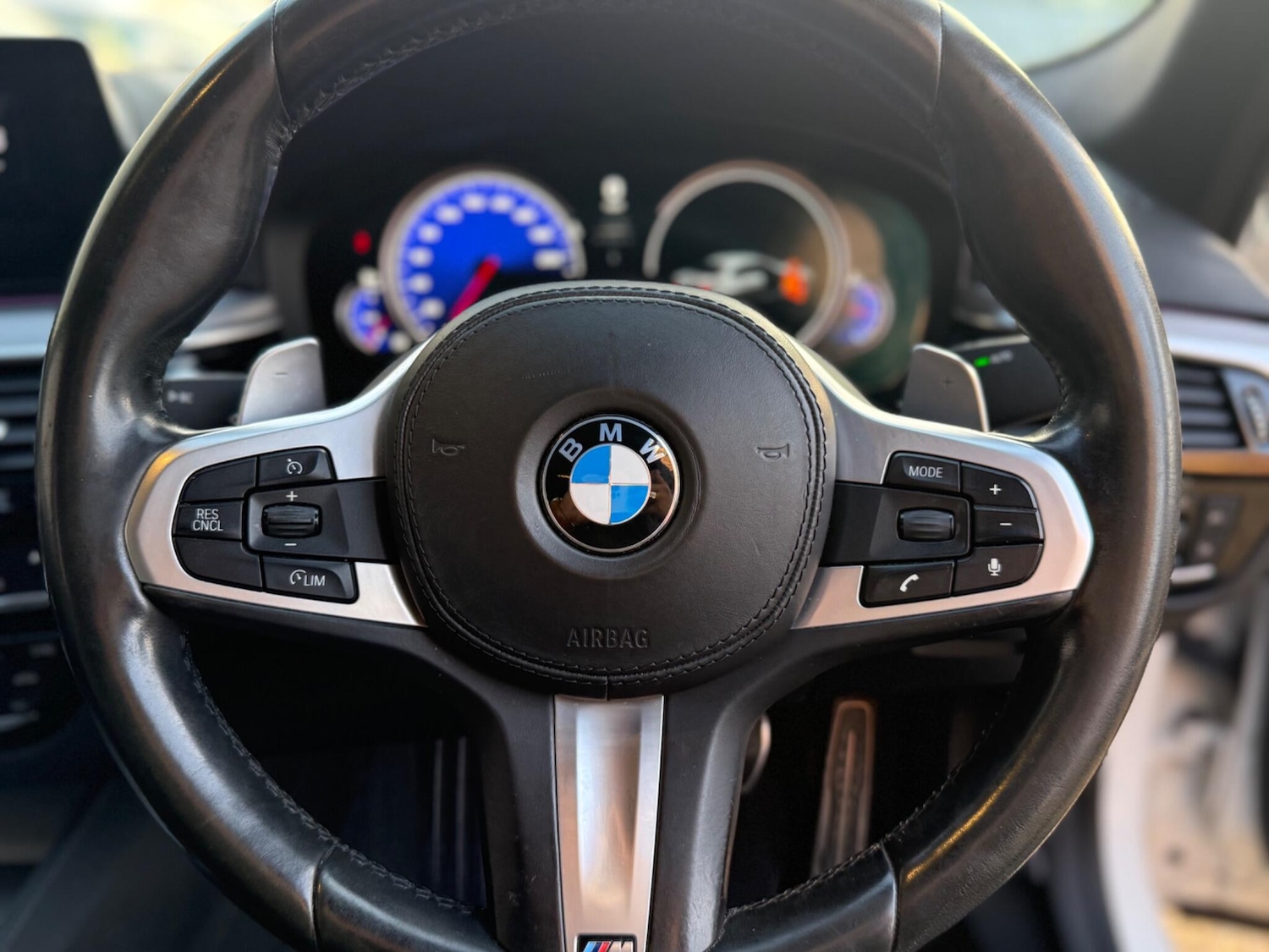 Used BMW 5 Series 2017 for sale - 76592292: Photo 30