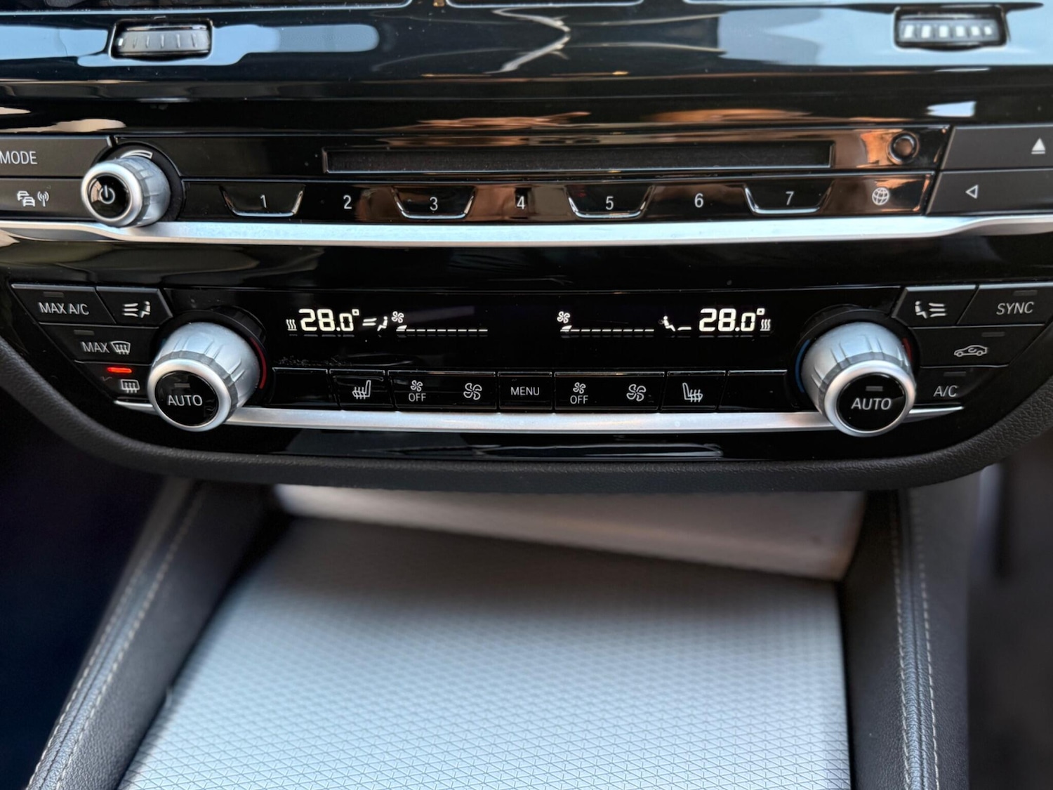 Used BMW 5 Series 2017 for sale - 76592292: Photo 41