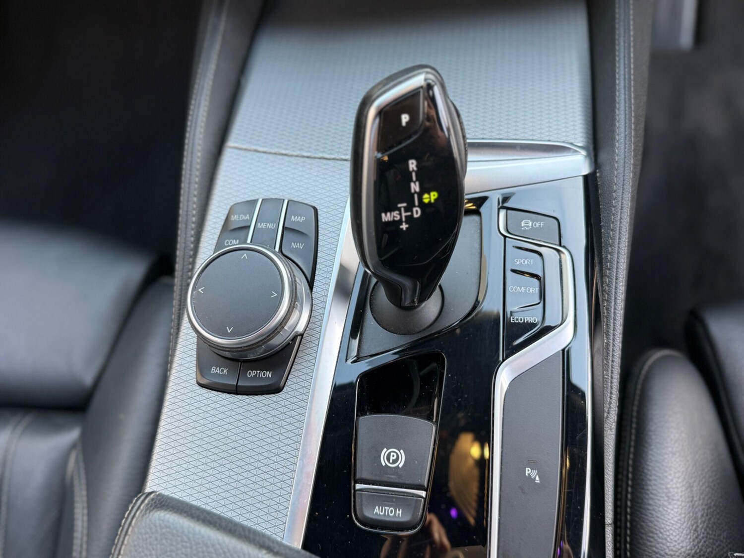 Used BMW 5 Series 2017 for sale - 76592292: Photo 42