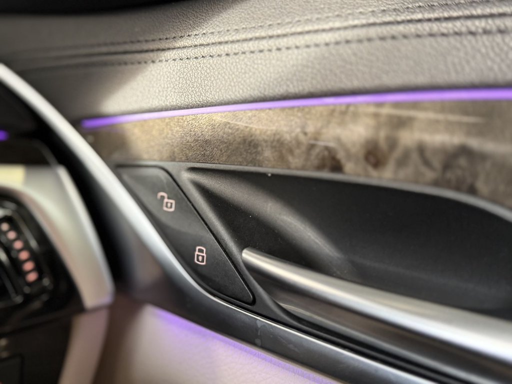 Used BMW 5 Series 2017 for sale - 77313535: Photo 40