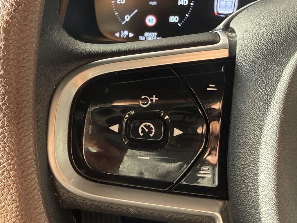 Used Volvo XC90 2021 for sale - 76527135: Photo 32