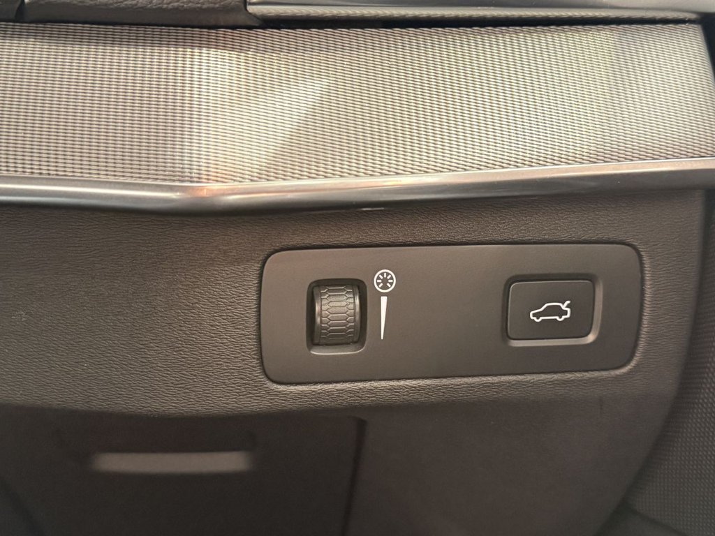 Used Volvo XC90 2021 for sale - 76527135: Photo 43