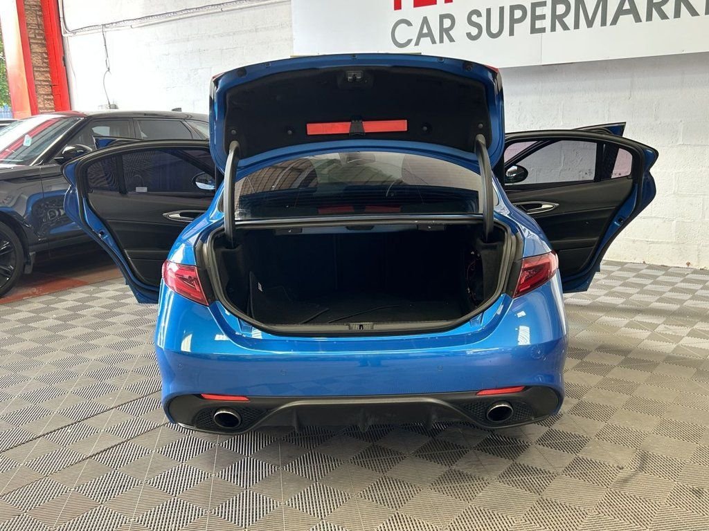 Used Alfa Romeo Giulia 2018 for sale - 76080986: Photo 15