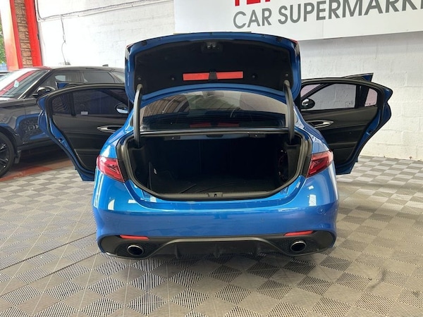 Used Alfa Romeo Giulia 2018 for sale - 76080986: Photo 15