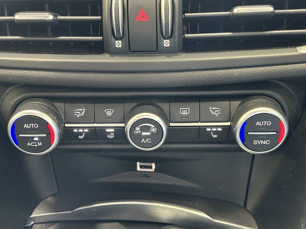 Used Alfa Romeo Giulia 2018 for sale - 76080986: Photo 47