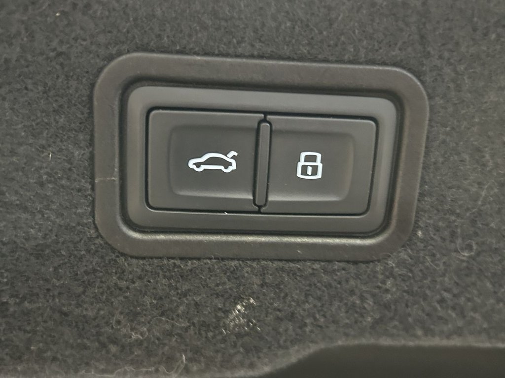 Used Audi A8 2018 for sale - 77072708: Photo 18