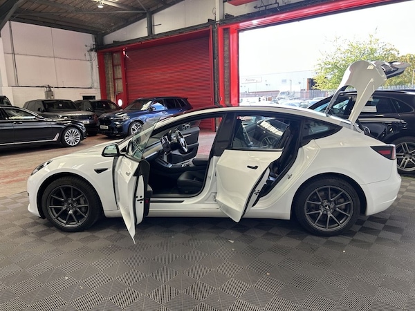 Used Tesla Model 3 2022 for sale - 75998057: Photo 13