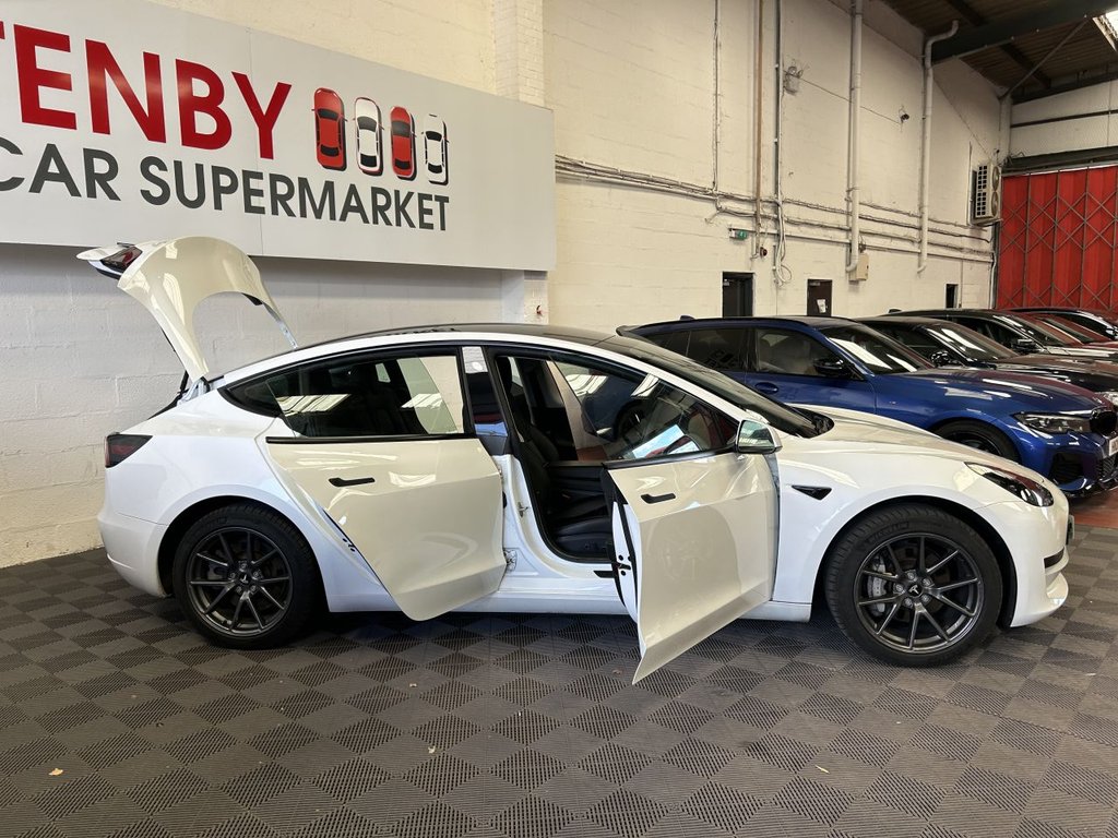 Used Tesla Model 3 2022 for sale - 75998057: Photo 14