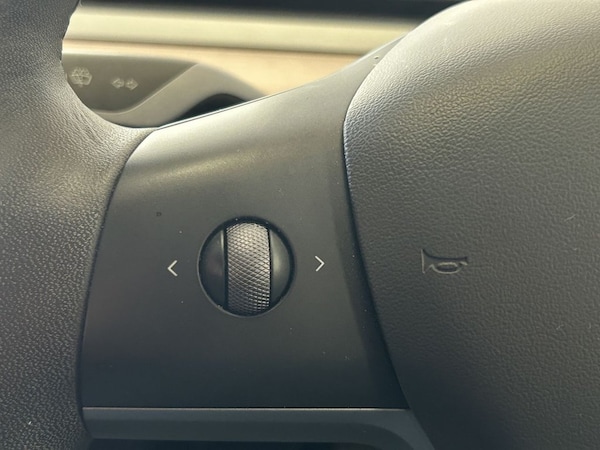 Used Tesla Model 3 2022 for sale - 75998057: Photo 40