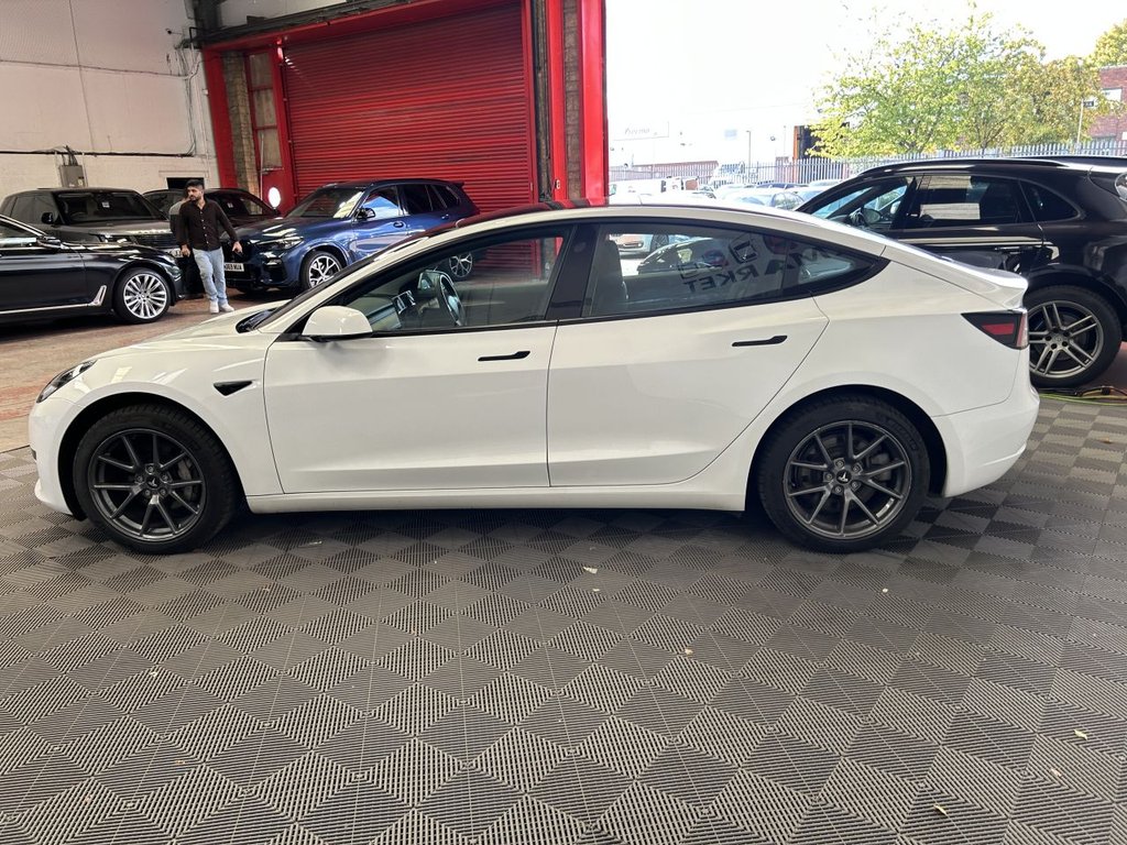 Used Tesla Model 3 2022 for sale - 75998057: Photo 6