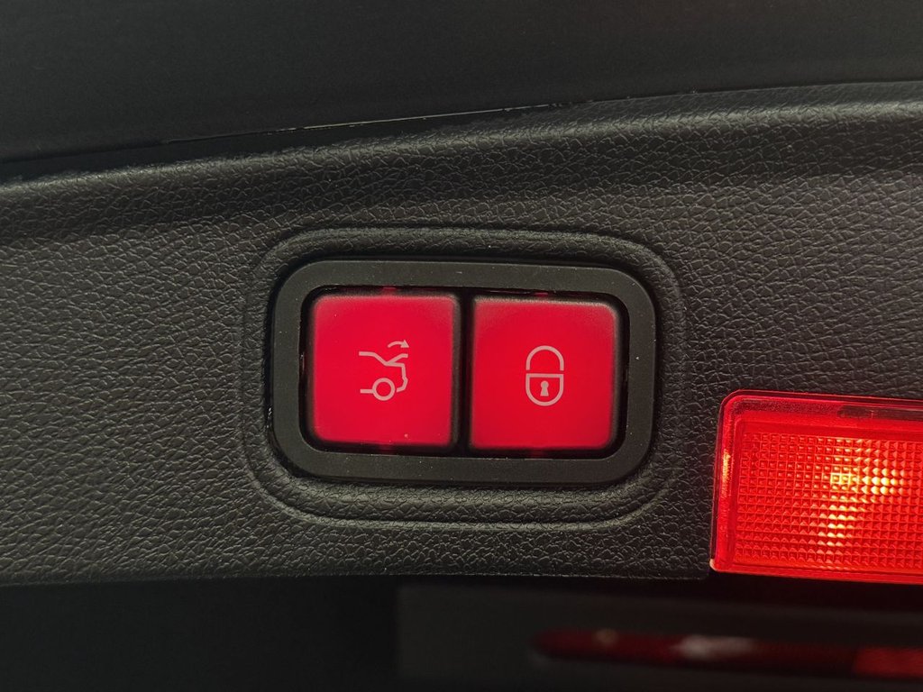 Used Mercedes-Benz C Class 2018 for sale - 77594288: Photo 14