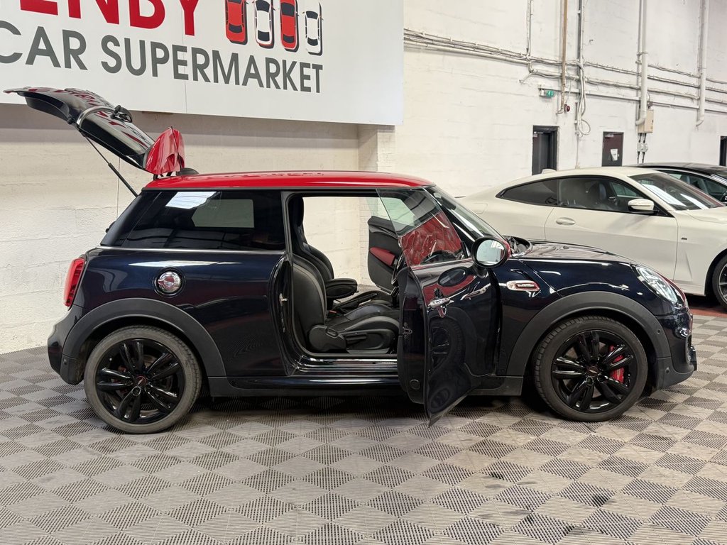 Used MINI Hatch 2020 for sale - 78068412: Photo 13