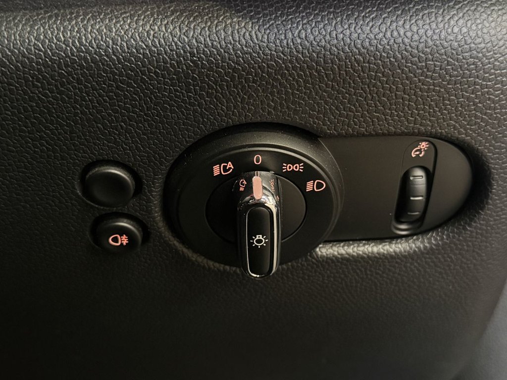 Used MINI Hatch 2020 for sale - 78068412: Photo 42