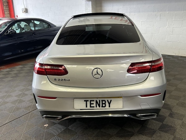 Used Mercedes-Benz E-Class 2018 for sale - 75444658: Photo 8