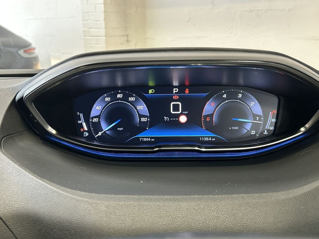 Used Peugeot 3008 2020 for sale - 76081131: Photo 39