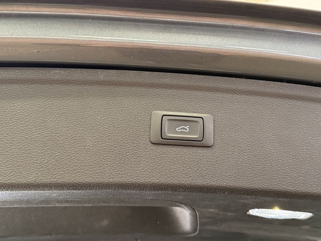 Used Audi Q5 2018 for sale - 76445796: Photo 17