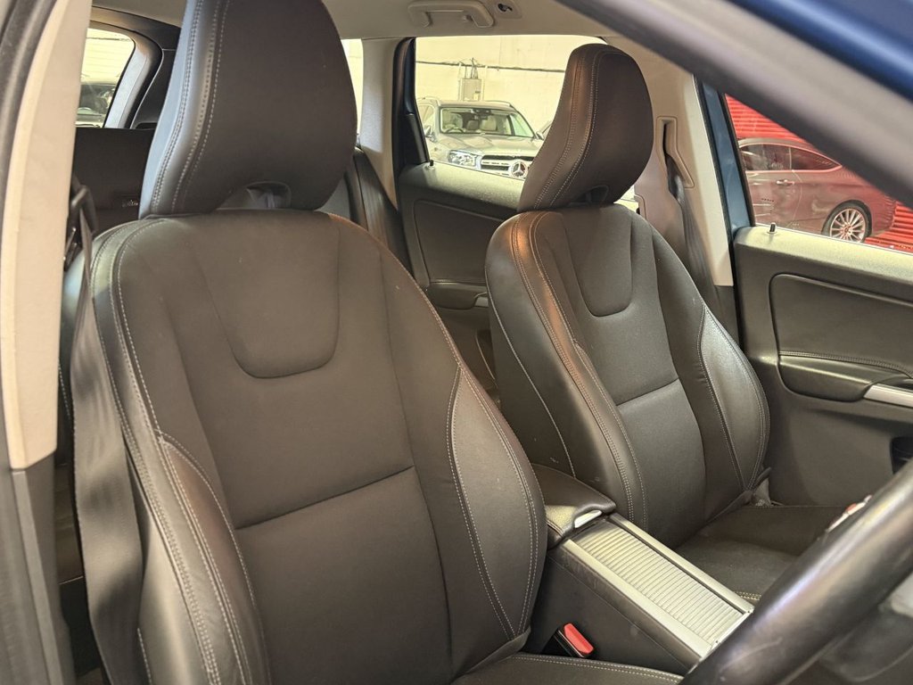 Used Volvo XC60 2016 for sale - 77642189: Photo 32