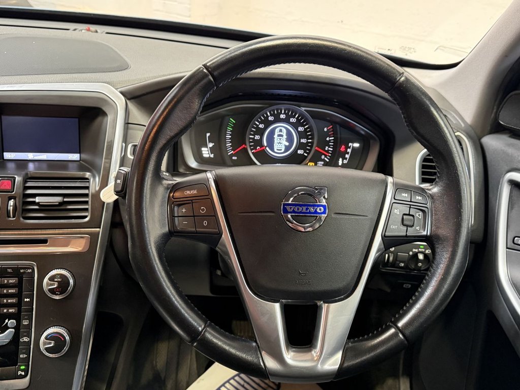 Used Volvo XC60 2016 for sale - 77642189: Photo 36