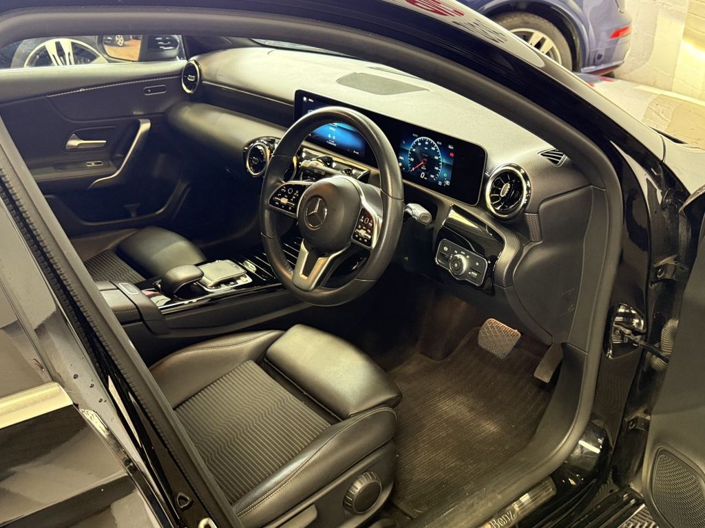 Used Mercedes-Benz A-Class 2018 for sale - 76591145: Photo 28