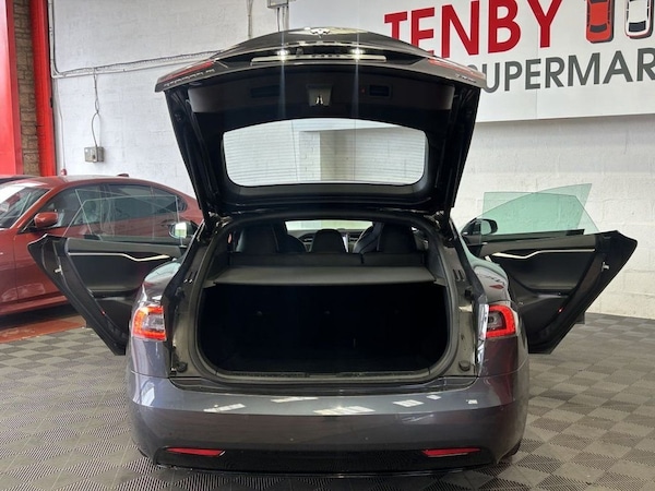 Used Tesla Model S 2018 for sale - 76235411: Photo 15
