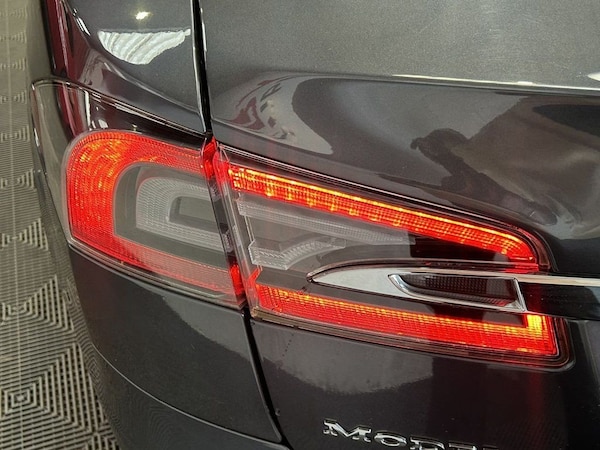 Used Tesla Model S 2018 for sale - 76235411: Photo 20
