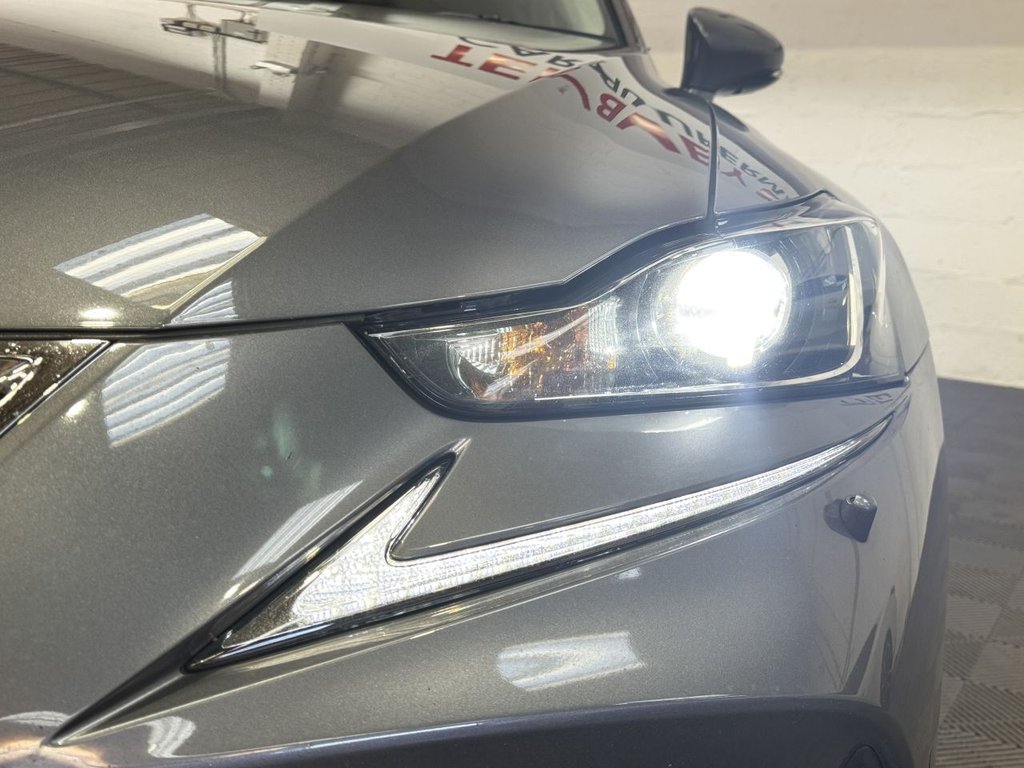 Used Lexus IS 2018 for sale - 76745040: Photo 21