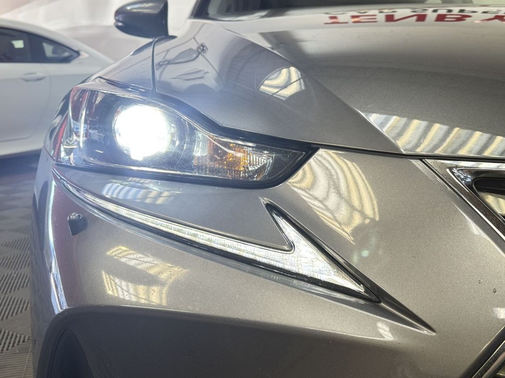 Used Lexus IS 2018 for sale - 76745040: Photo 22