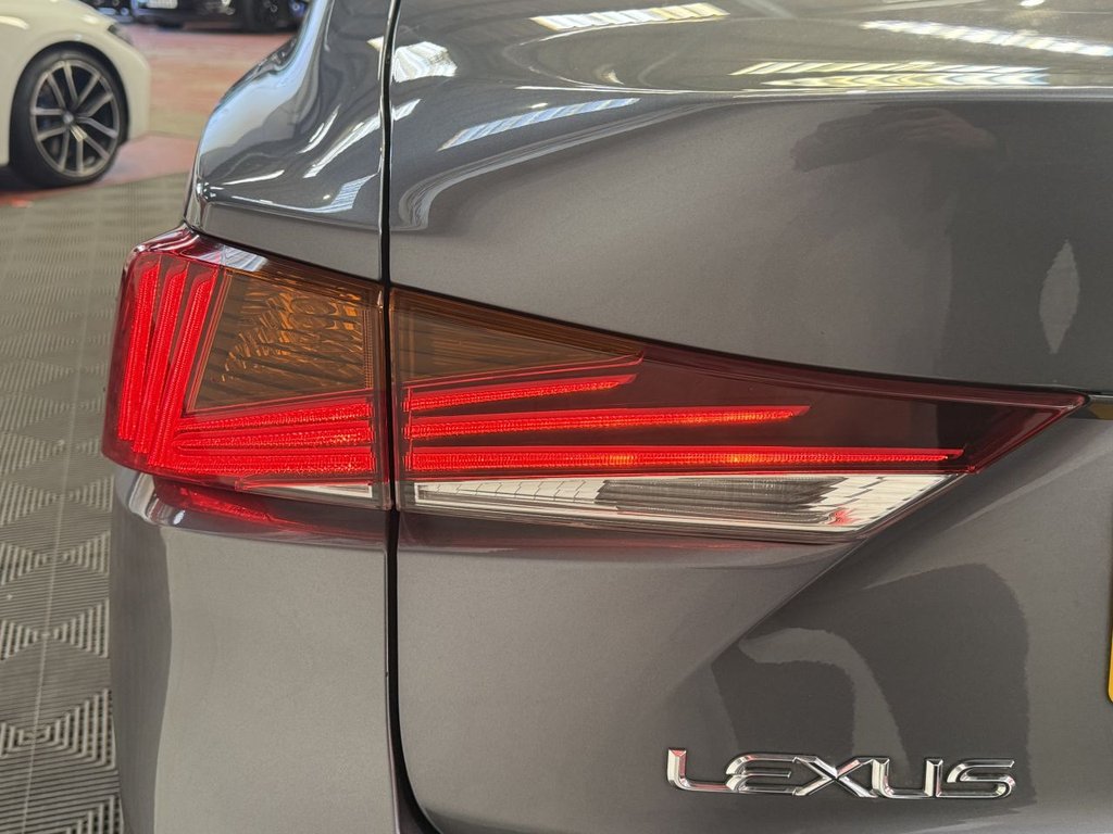 Used Lexus IS 2018 for sale - 76745040: Photo 24