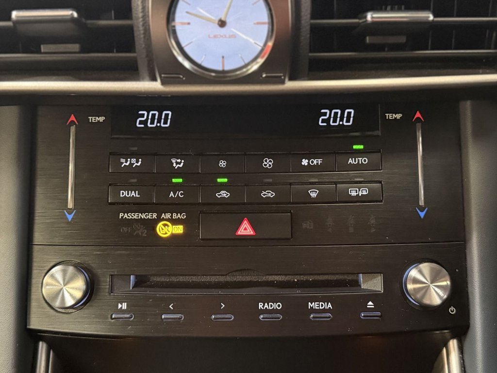 Used Lexus IS 2018 for sale - 76745040: Photo 41