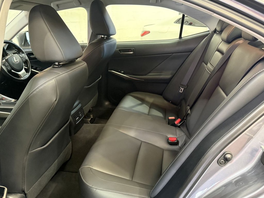 Used Lexus IS 2018 for sale - 76745040: Photo 49