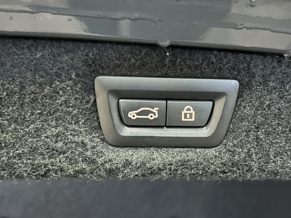 Used BMW 8 Series 2020 for sale - 77072739: Photo 27