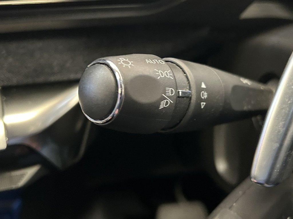 Used Peugeot 3008 2020 for sale - 76029131: Photo 38