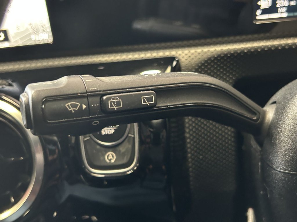 Vehicle 33