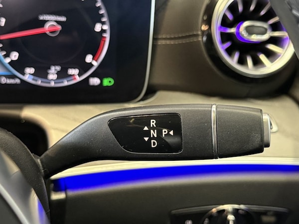 Used Mercedes-Benz CLS 2018 for sale - 75721878: Photo 33