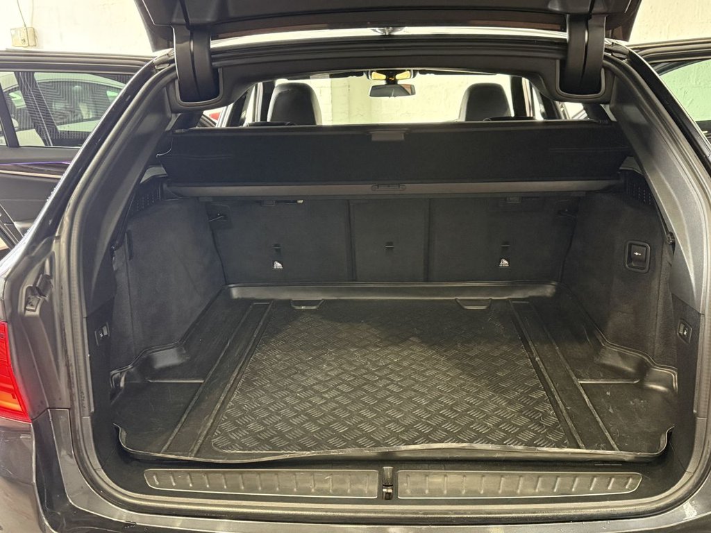 Used BMW 5 Series 2018 for sale - 76883698: Photo 17