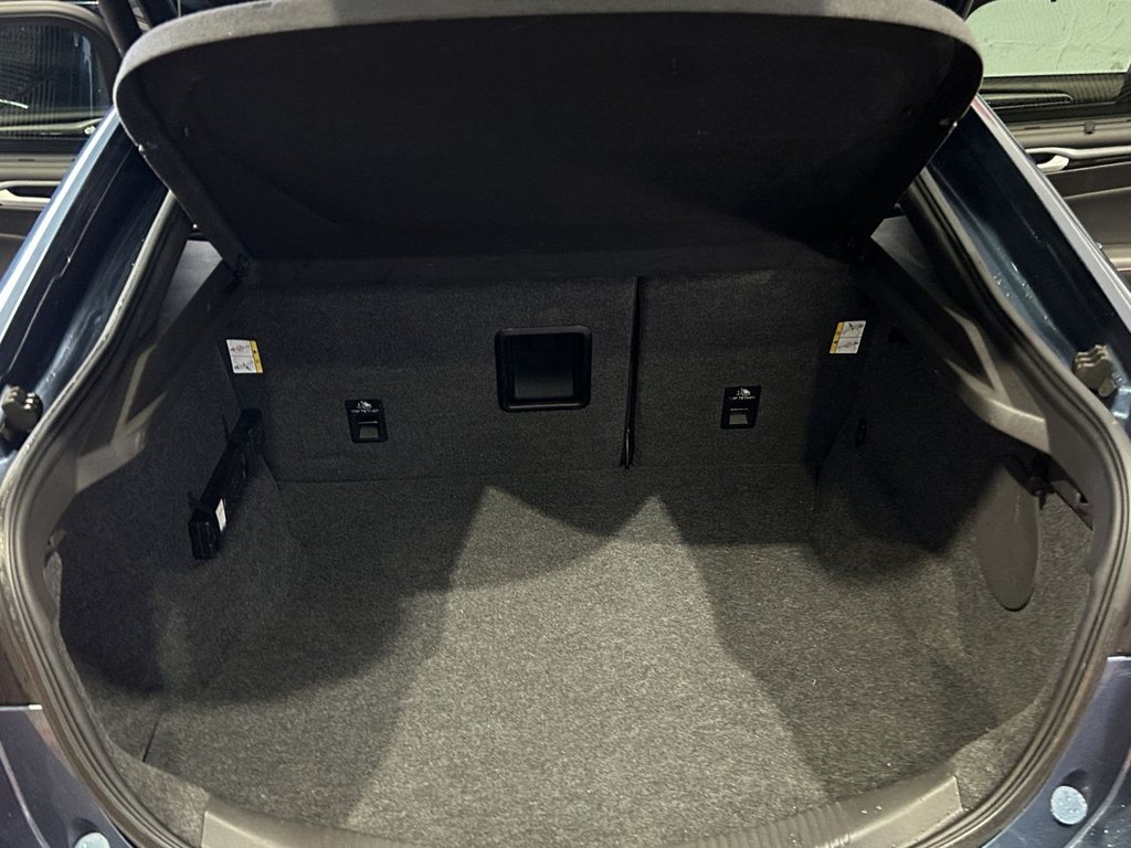 Used Ford Mondeo 2019 for sale - 76986409: Photo 17