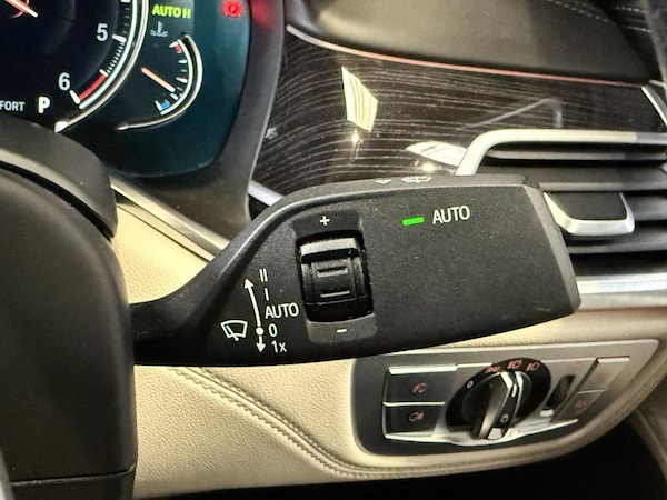 Used BMW 7 Series 2017 for sale - 76223985: Photo 42