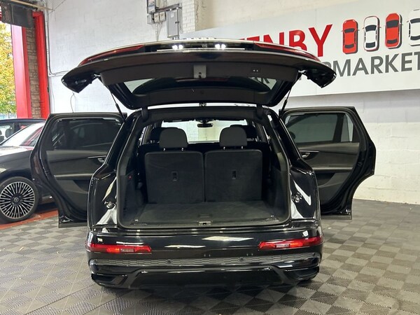 Used Audi Q7 2020 for sale - 76235883: Photo 15