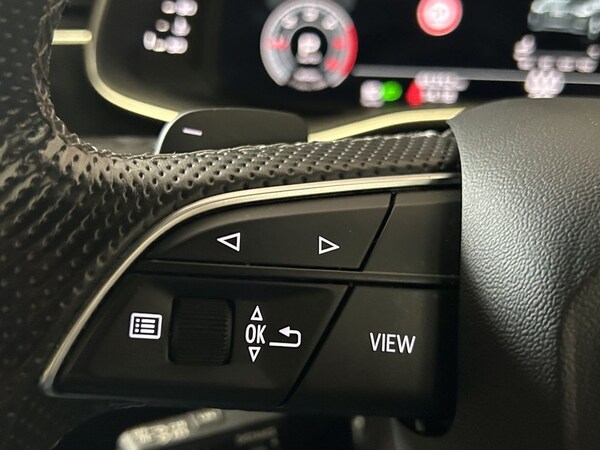 Used Audi Q7 2020 for sale - 76235883: Photo 40