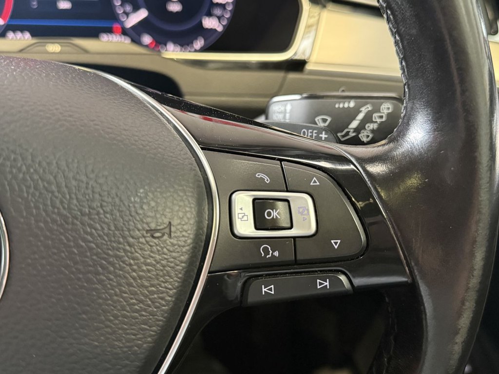 Used Volkswagen Passat 2017 for sale - 77499277: Photo 32