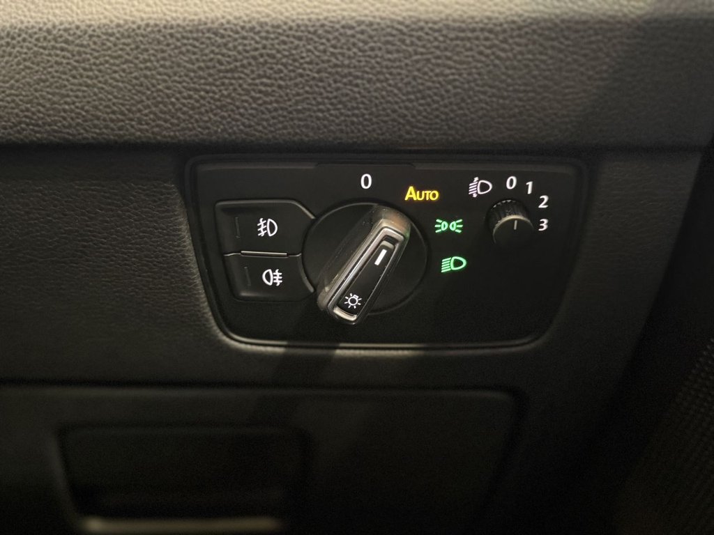 Used Volkswagen Passat 2017 for sale - 77499277: Photo 36