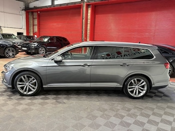 Used Volkswagen Passat 2017 for sale - 77499277: Photo